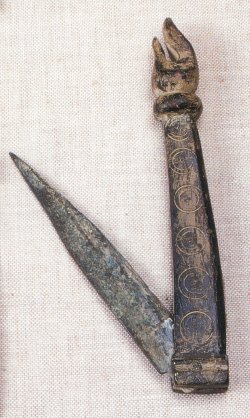 Technology explained: folding knives locking systems Viking knife
