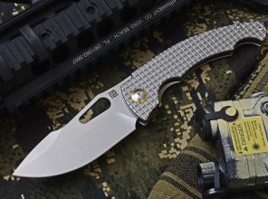 knives: Artisan Cutlery Xcellerator: a traditional knife, but with a lot of style knives: Artisan Cutlery Xcellerator: a traditional knife, but with a lot of style