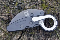 CRKT Provoke: the agent provocateur The retractable stainless steel clip of the CRKT Provoke