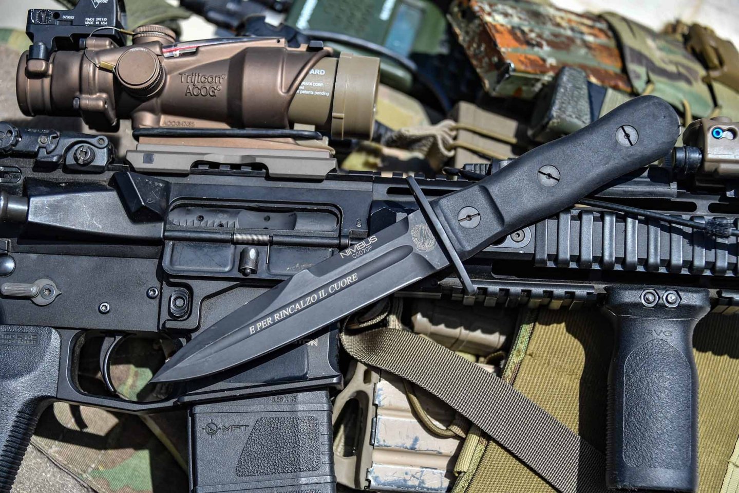 Extrema Ratio Nimbus "Ordinanza", a commemorative tactical knife for modern combat The Extrema Ratio Nimbus Ordinanza knife