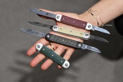 Maserin Sessantesimo, the celebration knife Maserin Sessantesimo knives in various colors.