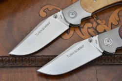 Viper Turn, elegance and ruggedness in a classic-design folding knife The Böhler M390 stainless steel blade of the Viper Turn knife