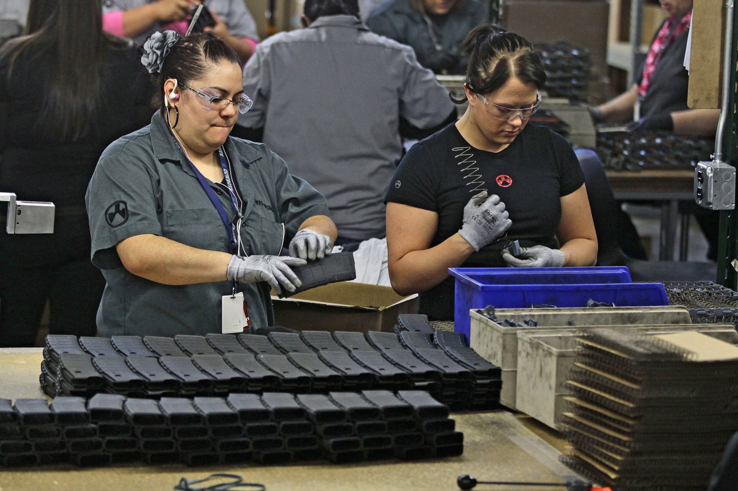 Jobs loss in the U.S. amid gun industry relocation Jobs loss in the U.S. amid gun industry relocation