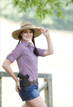 Armed citizens? U.S. law enforcement professionals say "YES"! Armed citizens? U.S. law enforcement professionals say "YES"!