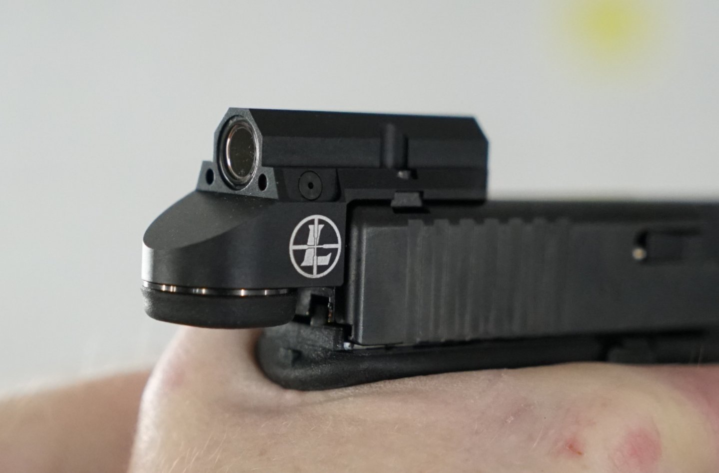 9-time German Champion Marijan Loch tests the Leupold DeltaPoint Micro red dot Leupold DeltaPoint Micro red dot