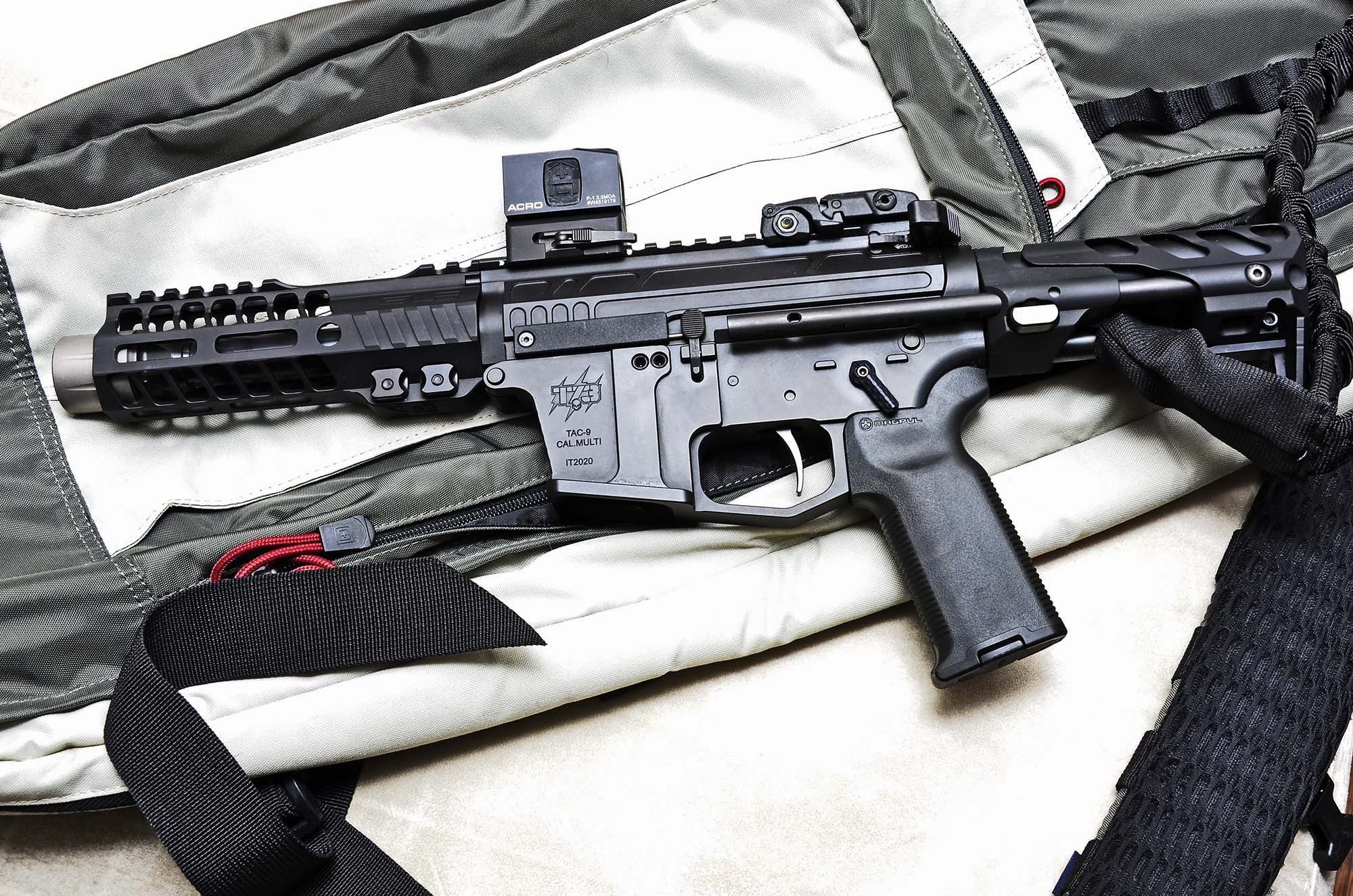 aimpoint: Aimpoint ACRO P1, a rugged enclosed red dot system