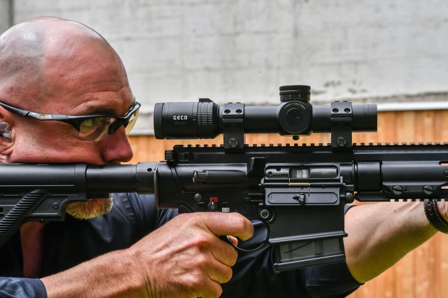 GECO Black 1-8x24i: the tactical riflescope for sports shooters GECO Black 1-8x24i: the tactical riflescope for sports shooters