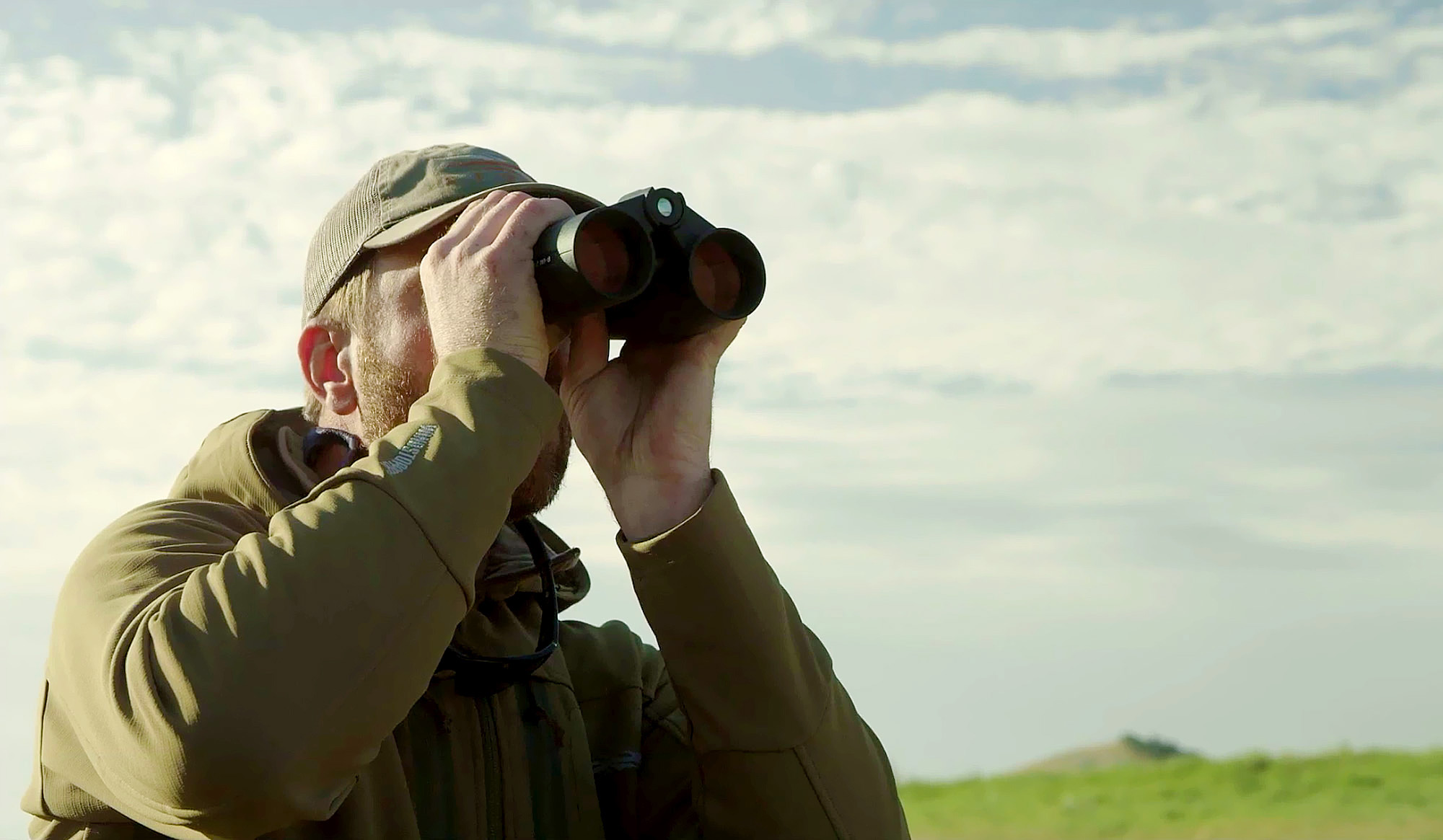 optics: Leica Laser Rangefinder Binoculars