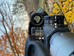 My new riflescope in practical test: Hanna Selena's report on the long range Minox ZP5 5-25x56 scope Auxiliary sight of the Minox ZP5 5-25x56 scope