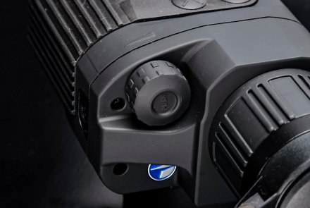 Pulsar Quantum XQ Brightness/contrast button on the thermal imaging scope