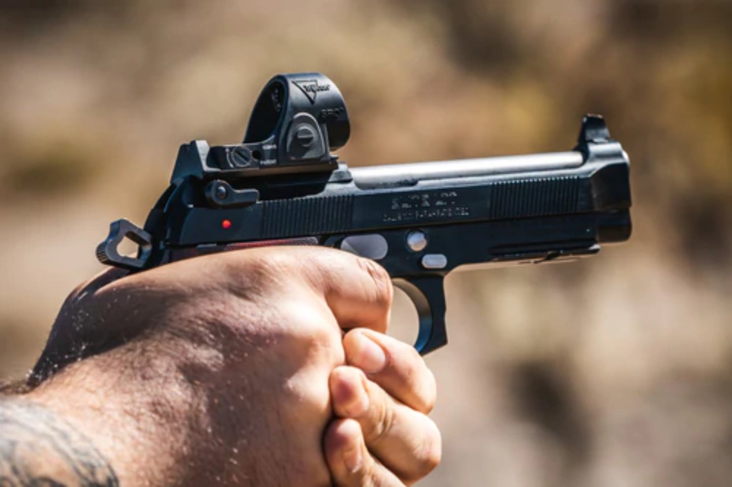 92 Elite LTT with Red Dot slide, a game-changer for the Beretta 92 owners Beretta 92 Elite LTT with RDO