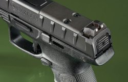 Test: Beretta APX polymer pistol in 9mm Luger, Beretta's contribution to the Modular Handgun System Rear sight of the Beretta APX polymer pistol