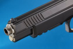 Test: CZ 75 Pro Tuning Taipan by Frankonia, a large caliber match pistol The muzzle of the CZ 75 Pro Tuning Taipan by Frankonia