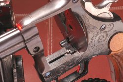 A piece of firearms history under test: the double-barrel Merz revolver with 20-round cylinder View through the Merz revolver.