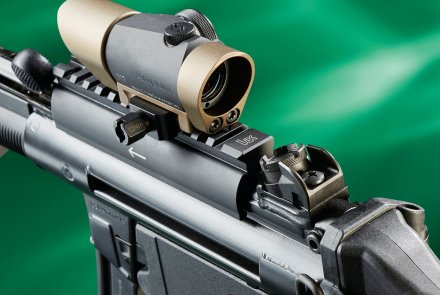 Testing an unusual “pistol”: the Heckler & Koch SP5K at the shooting range Heckler & Koch SP5K  with Aimpoint optic