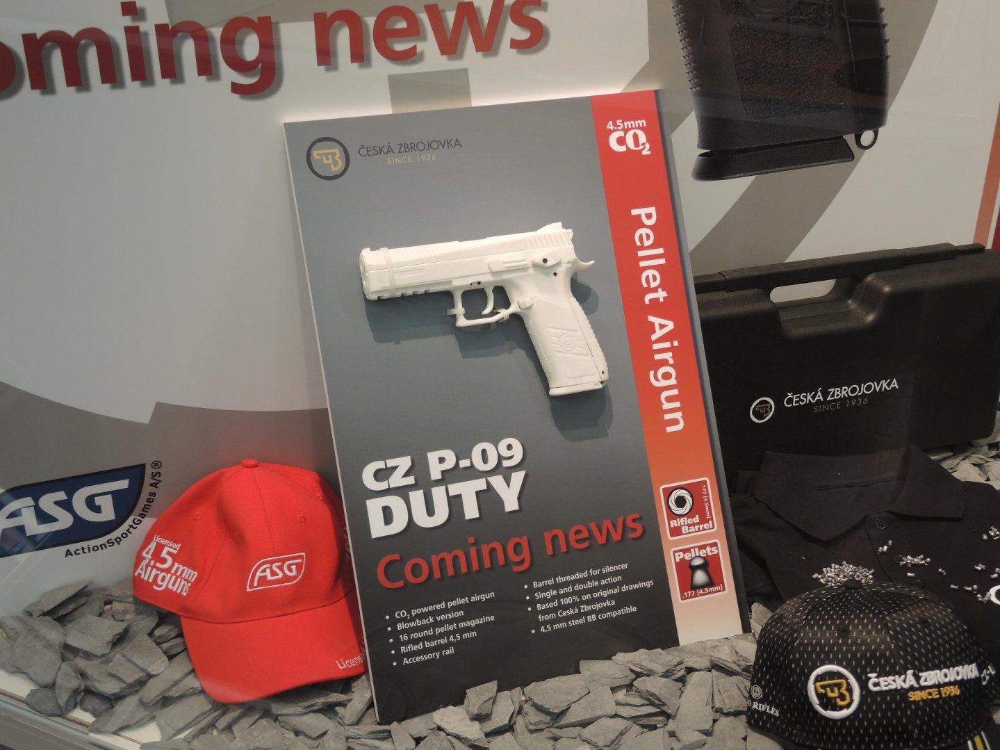 Airsoft at IWA & OutdoorClassics 2013 Airsoft at IWA & OutdoorClassics 2013