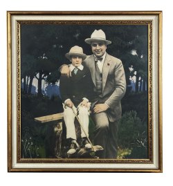 Al Capone's guns to be auctioned off in California Al Capone with his son Sonny