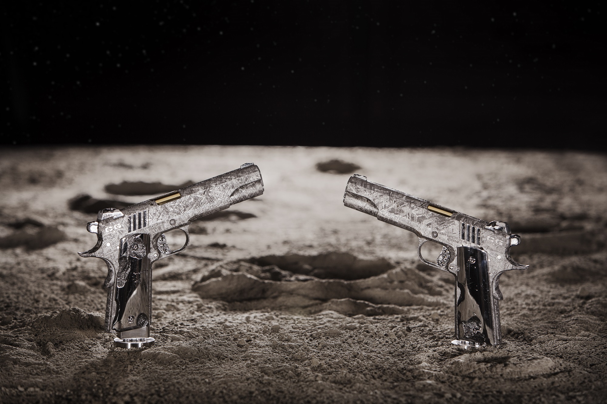 cabot-guns: The Big Bang set: a matched pair of meteorite pistols from Cabot Guns cabot-guns: The Big Bang set: a matched pair of meteorite pistols from Cabot Guns