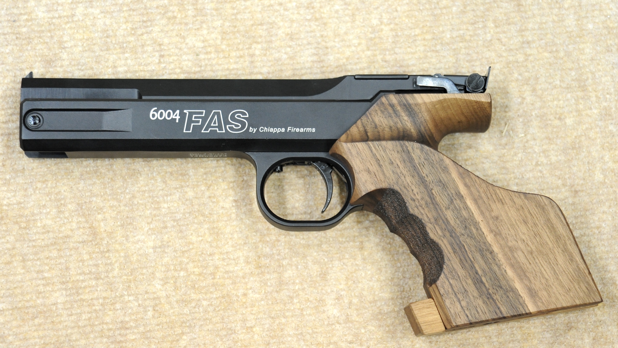 pistols: Chiappa Firearms FAS-6004