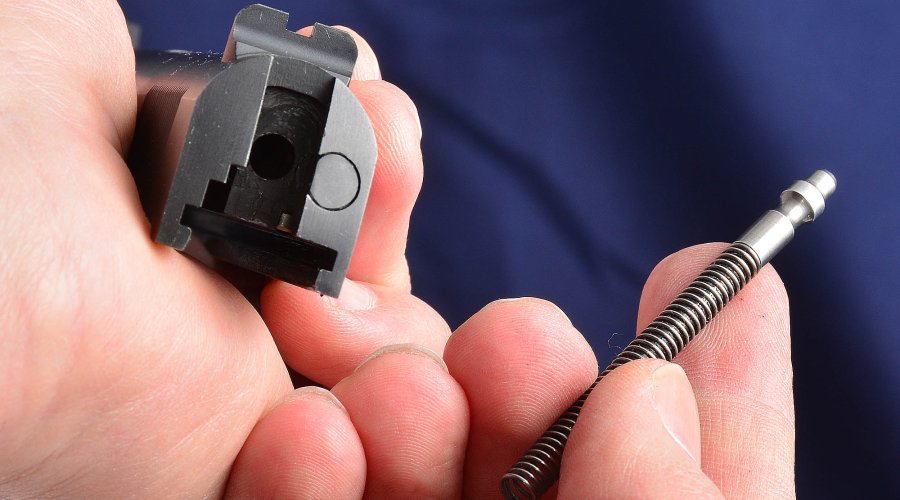 Colt 1911 Government .45 ACP disassembly Colt 1911 Government .45 ACP disassembly