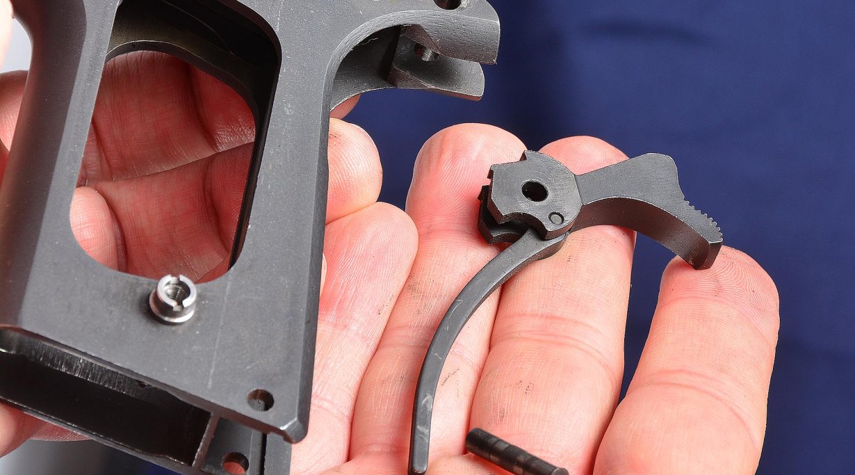 Colt 1911 Government .45 ACP disassembly