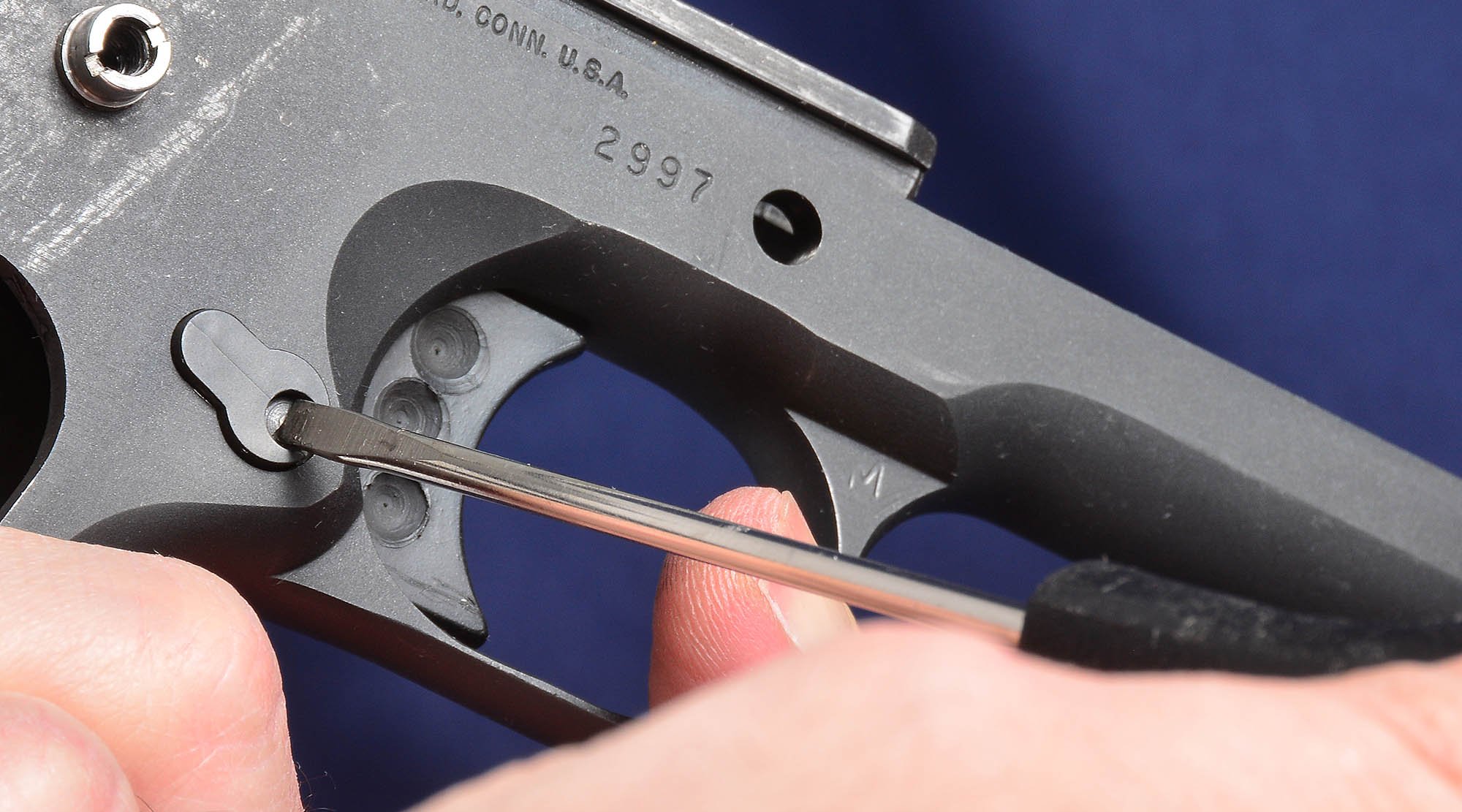 Gallery Colt 1911 Government .45 ACP complete disassembly all4shooters