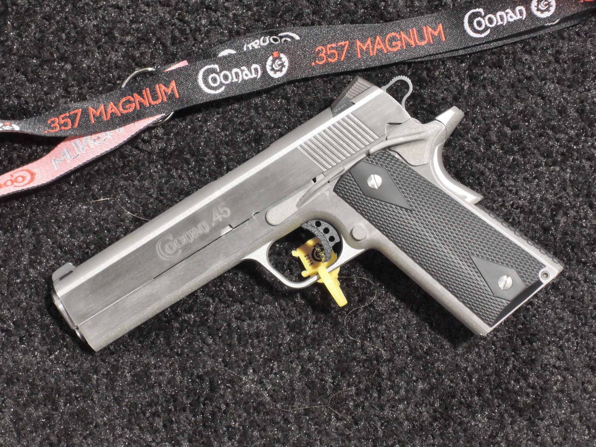 pistols: Coonan Arms .45 ACP: new semiautomatic pistol