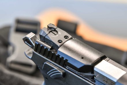 CZ P-07 Kadet in .22 LR, for training and fun The combat-type rear sight of the CZ P-07 Kadet in .22 LR