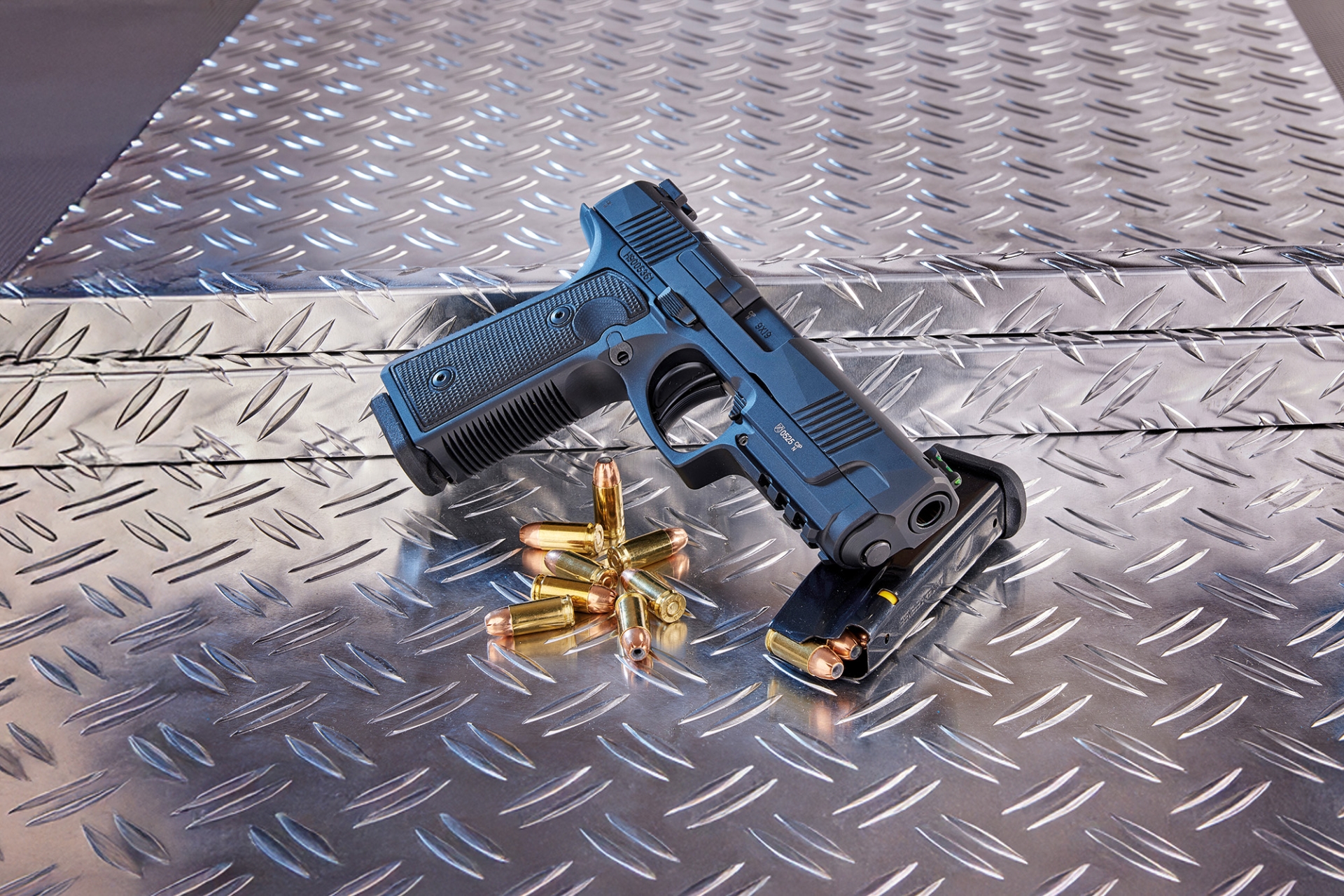 pistols: Test: Daniel H9, an all-metal striker-fired pistol with low barrel axis pistols: Test: Daniel H9, an all-metal striker-fired pistol with low barrel axis