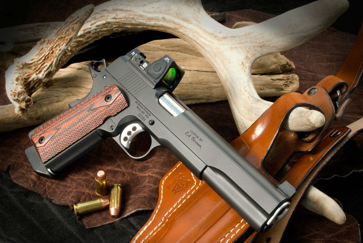 A Long Slide 10 mm 1911 from Ed Brown The Ed Brown 10 mm LS10 pistol