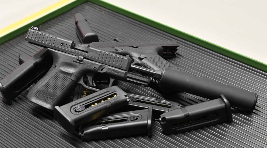First practical test + video: the GLOCK 44 rimfire pistol on the shooting range