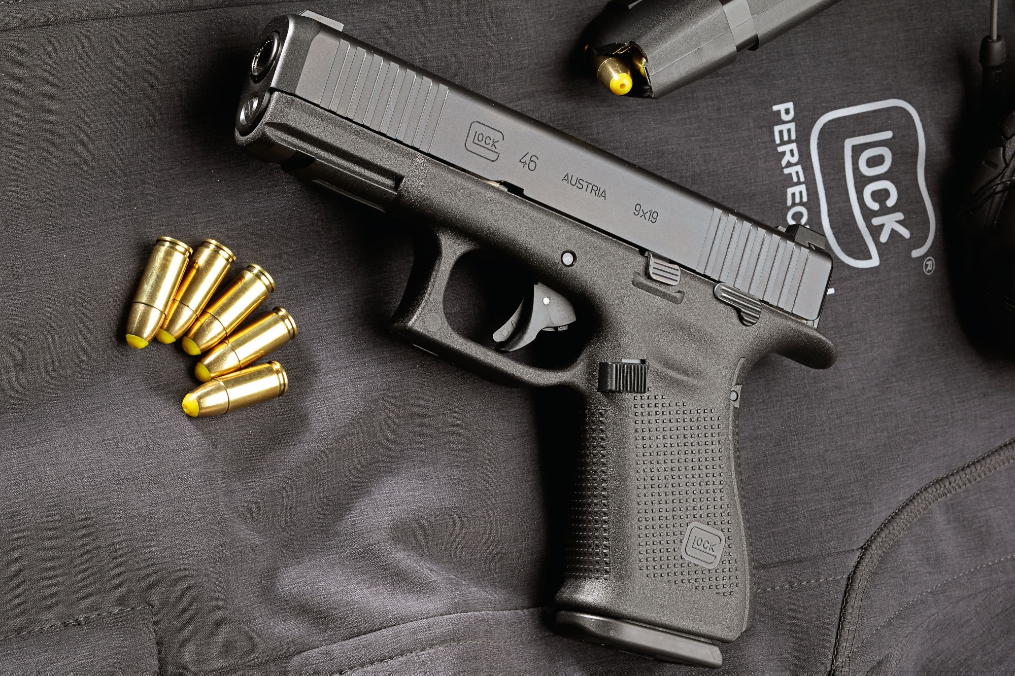 Glock 19 gen 5 9mm, with front cocking serrations