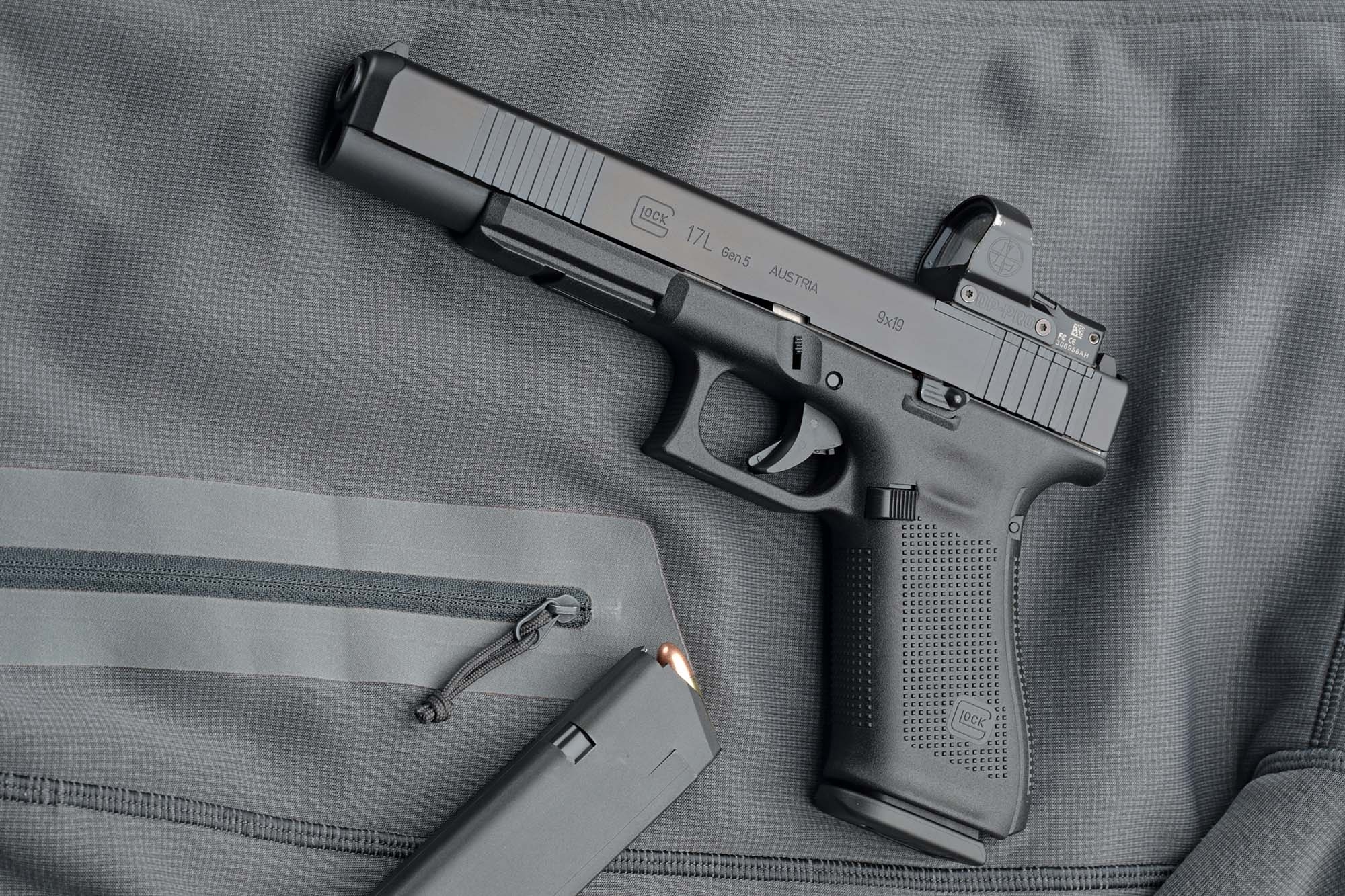glock: Long and powerful: can the GLOCK 17L Gen5 MOS in 9mm Luger also be at the forefront in sporting terms? glock: Long and powerful: can the GLOCK 17L Gen5 MOS in 9mm Luger also be at the forefront in sporting terms?