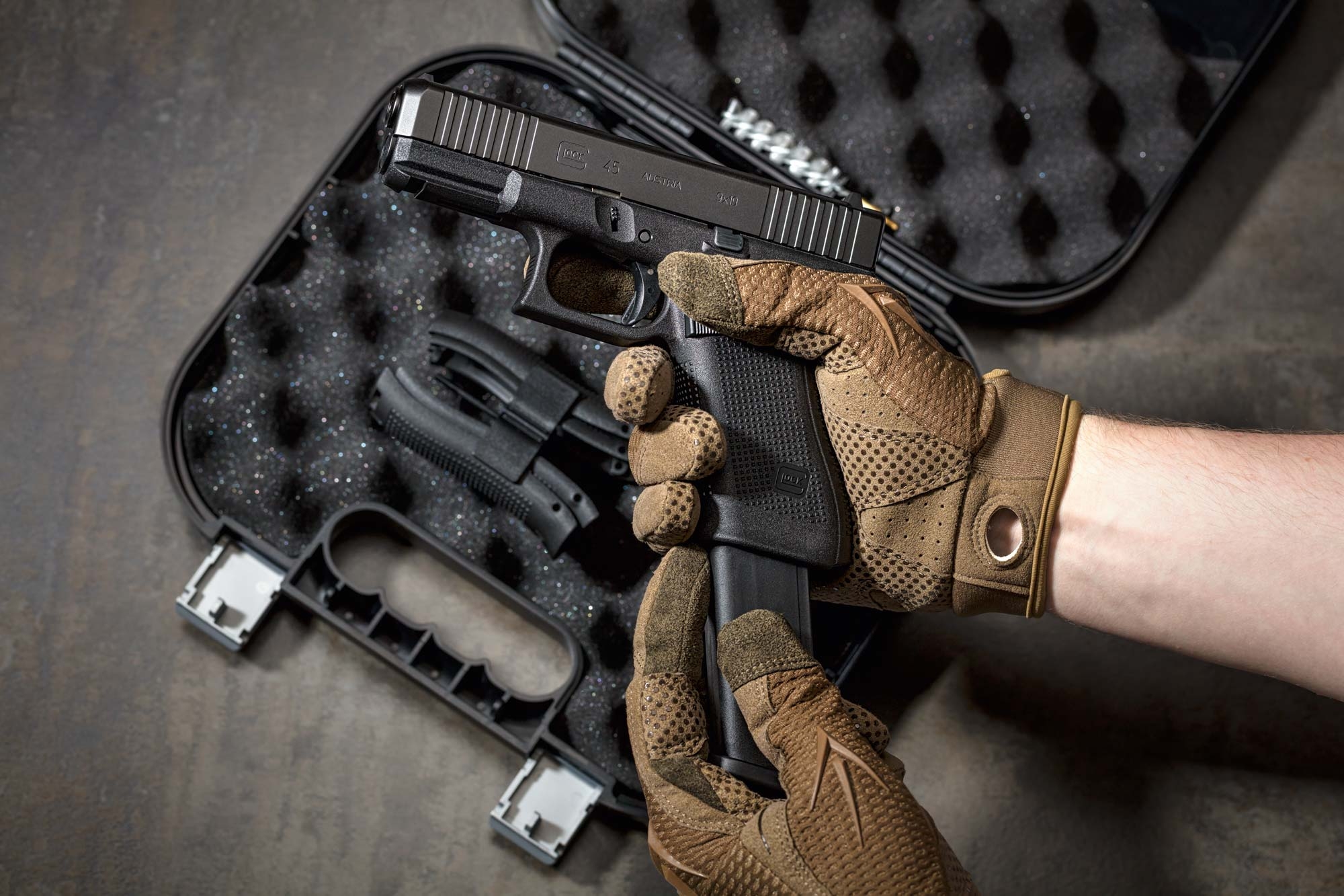 glock: GLOCK presents the brand new G45 crossover pistol as well as the G17 and G19 Gen5 MOS models