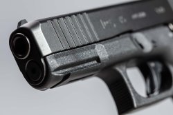 GLOCK presents the brand new crossover pistol G45 Detailed view of the gripping grooves in the front area of the breech of the brand new G45.