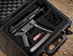 The “real thing”: Heckler & Koch releases the SP5K-PDW pistol Heckler & Koch SP5K-PDW pistol with its case