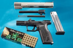 Test: HS Product XDM-9 5.25 Stainless in 9 mm HS Product XDM-9 5.25 Stainless in 9 mm disassebled