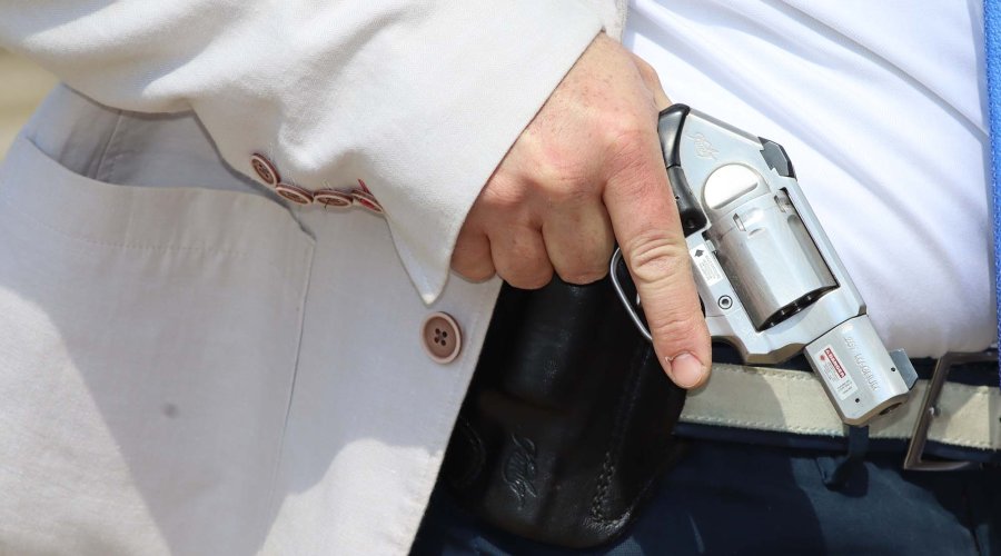 Kimber K6s Stainless (LG) in .357 Magnum, the return of the concealed carry revolver extraction sequence from the holster