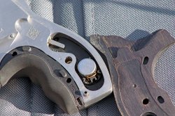 Kimber K6s Stainless (LG) in .357 Magnum, the return of the concealed carry revolver Kimber K6s Stainless (LG) in .357 Magnum the laser battery compartment