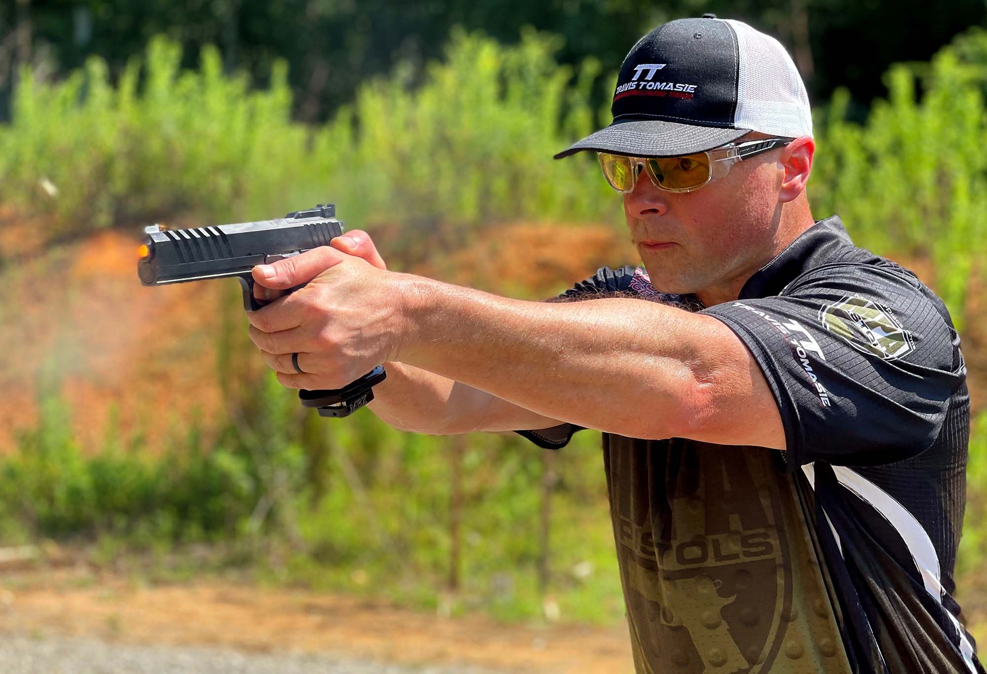 masterpiece: Masterpiece Arms DS40 TT Comp, a super-competition pistol designed with the help of MPA Pro Shooter champion Travis Tomasie