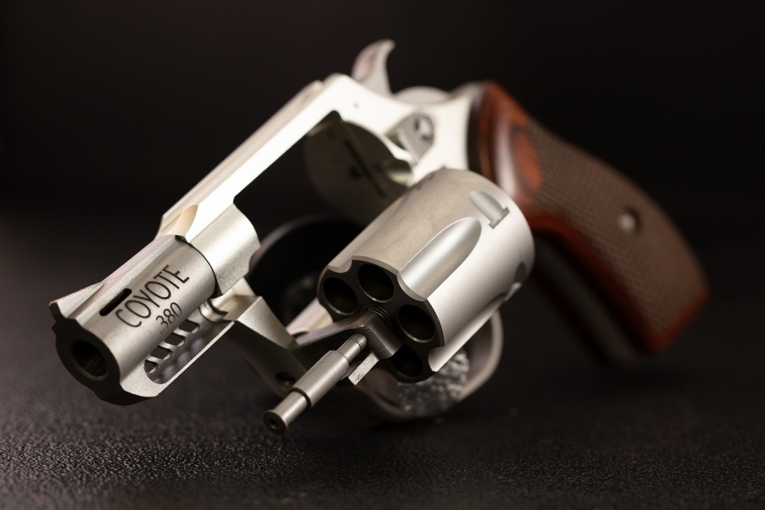 revolver: New .380 ACP Coyote Revolver from Charter Arms revolver: New .380 ACP Coyote Revolver from Charter Arms