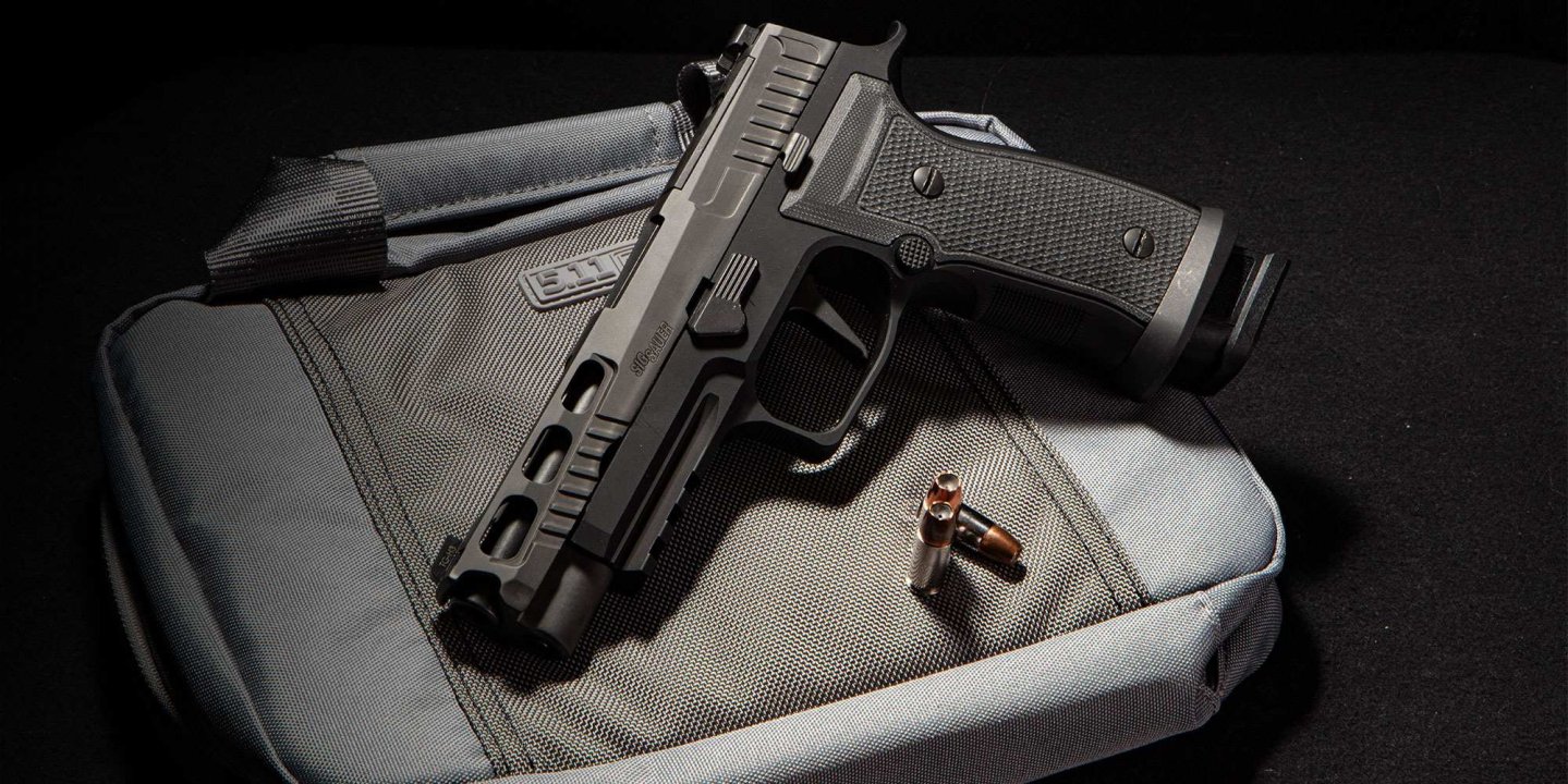 A full-size, full-metal P320: the new SIG Sauer P320 AXG Pro pistol SIG Sauer P320 AXG Pro pistol