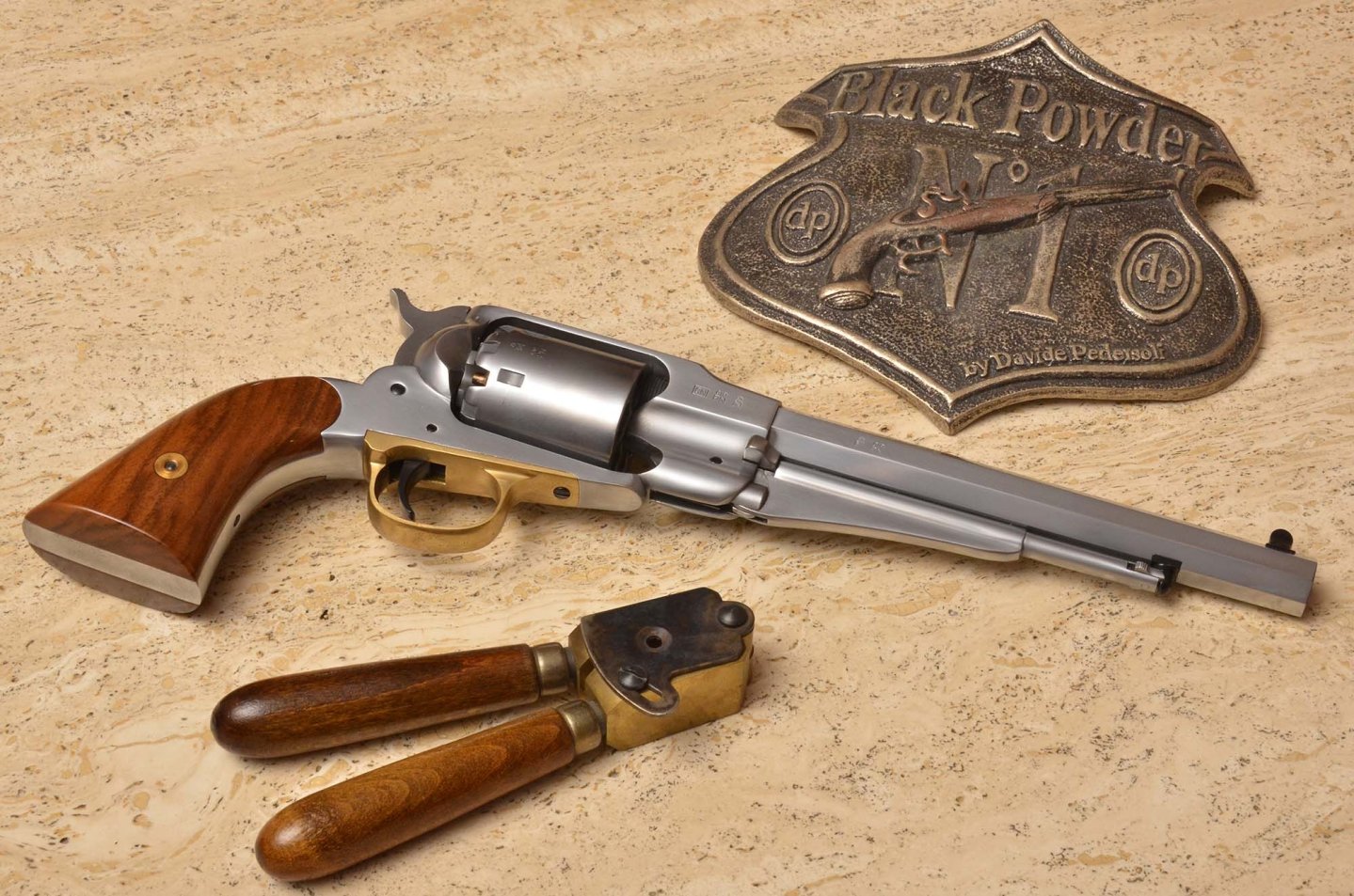 Pedersoli Remington Pattern Custom, an old-style revolver revives The Pedersoli Remington Pattern six-shot percussion revolver in .44 caliber