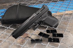 Everything about red dot sights for action disciplines with handguns: optics manufacturers, suitable guns, tips and more Glock