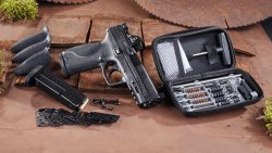 Everything about red dot sights for action disciplines with handguns: optics manufacturers, suitable guns, tips and more S&W