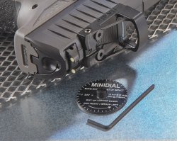 Everything about red dot sights for action disciplines with handguns: optics manufacturers, suitable guns, tips and more Walther PPQ Detail