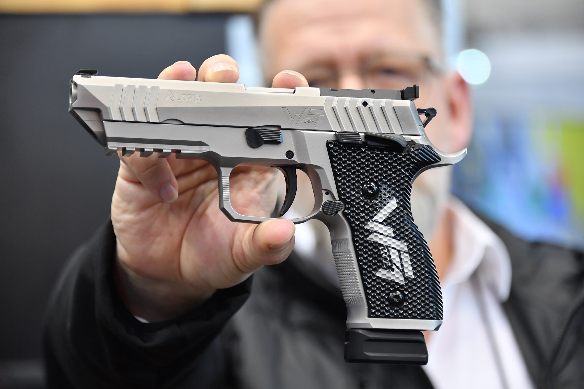 arex: Arex Alpha Wforce1 9mm all-steel pistol: we already have all the details on the new special model developed together with Waimex arex: Arex Alpha Wforce1 9mm all-steel pistol: we already have all the details on the new special model developed together with Waimex