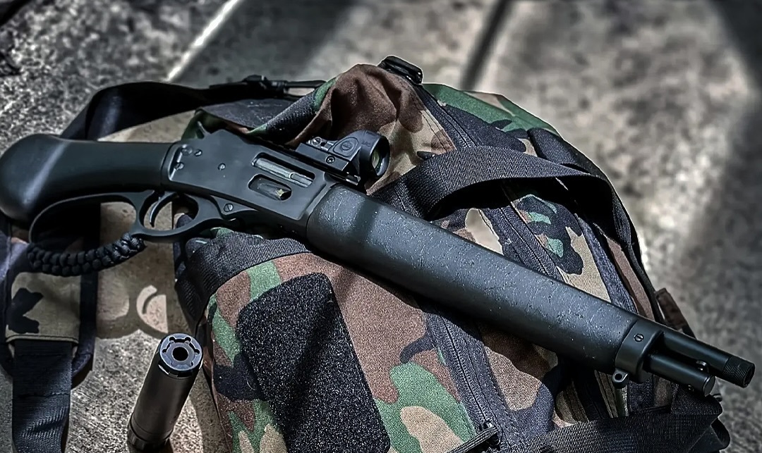 pistols: New Rossi R95 Triple Black Pistol, the compact lever-action gun pistols: New Rossi R95 Triple Black Pistol, the compact lever-action gun