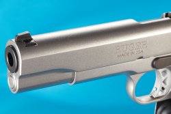 Test: Ruger SR1911 Target in 9mm THe muzzle of the Ruger SR1911 Target in 9mm