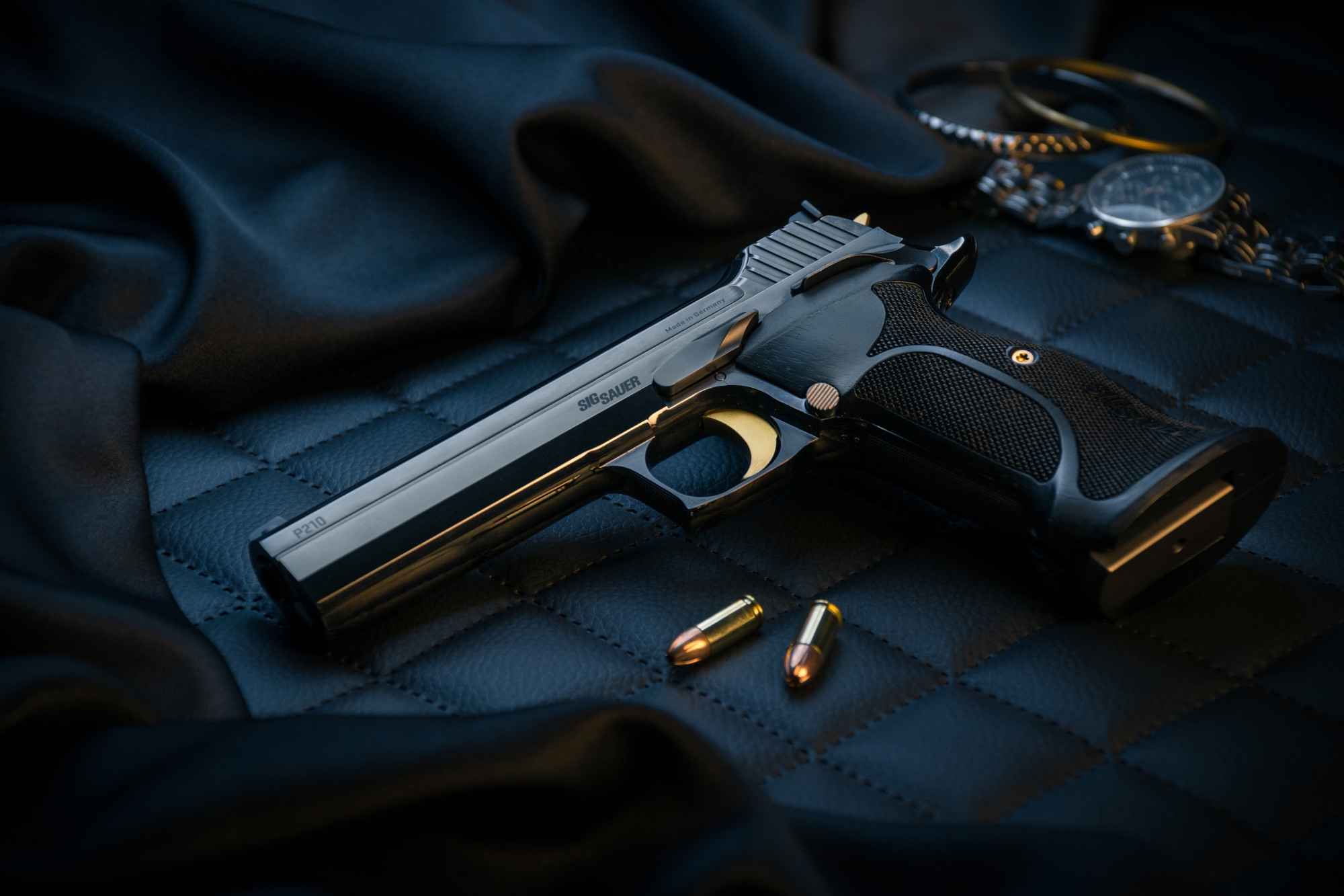 sig-sauer: A precious 9mm pistol: the SIG Sauer P210 Midnight with 5" and 6" barrel from Mastershop Prestige